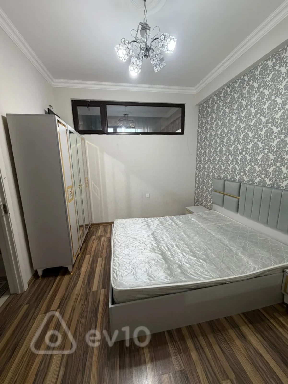 Kirayə verilir 2 otaqlı yeni tikili 50 m²