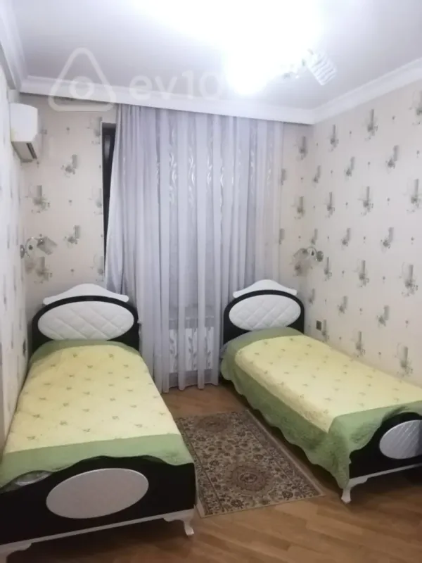 Kirayə verilir 3 otaqlı yeni tikili 110 m²