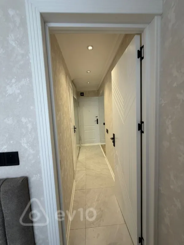 Satılır 2 otaqlı köhnə tikili 35 m²