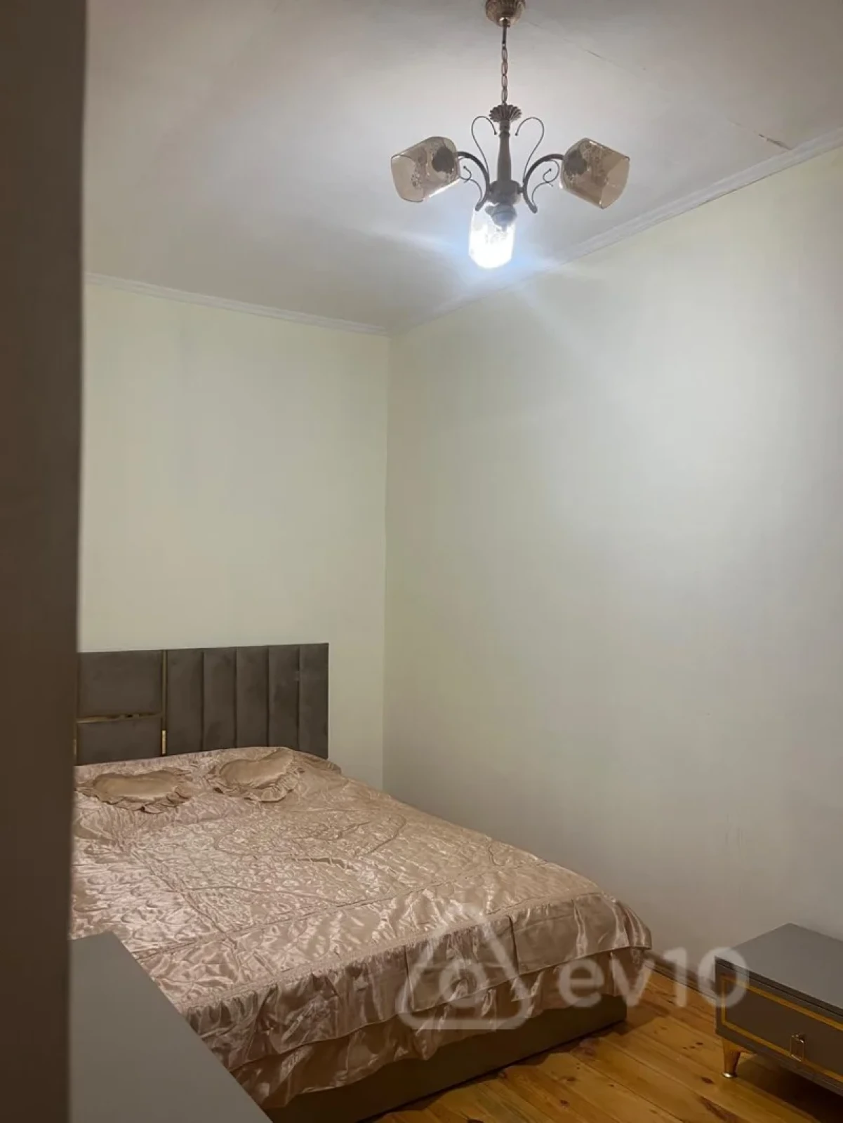 Satılır 2 otaqlı həyət evi 43 m²