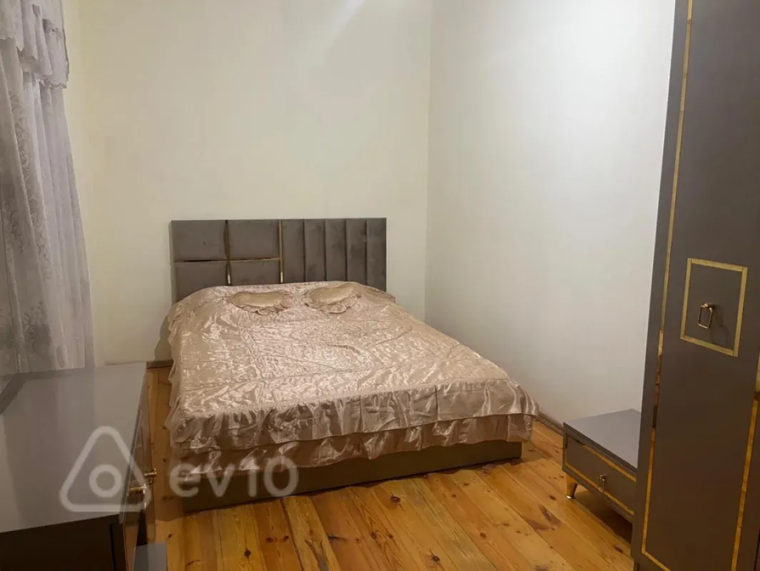 Satılır 2 otaqlı həyət evi 43 m²