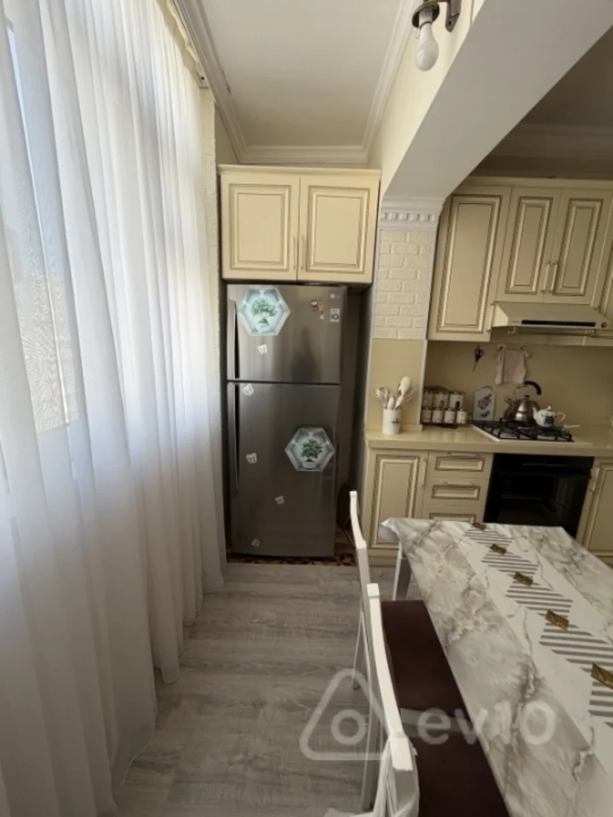 Satılır 3 otaqlı köhnə tikili 75 m²