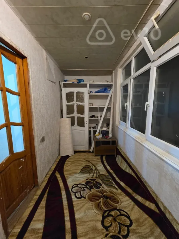 Kirayə verilir 2 otaqlı köhnə tikili 48 m²