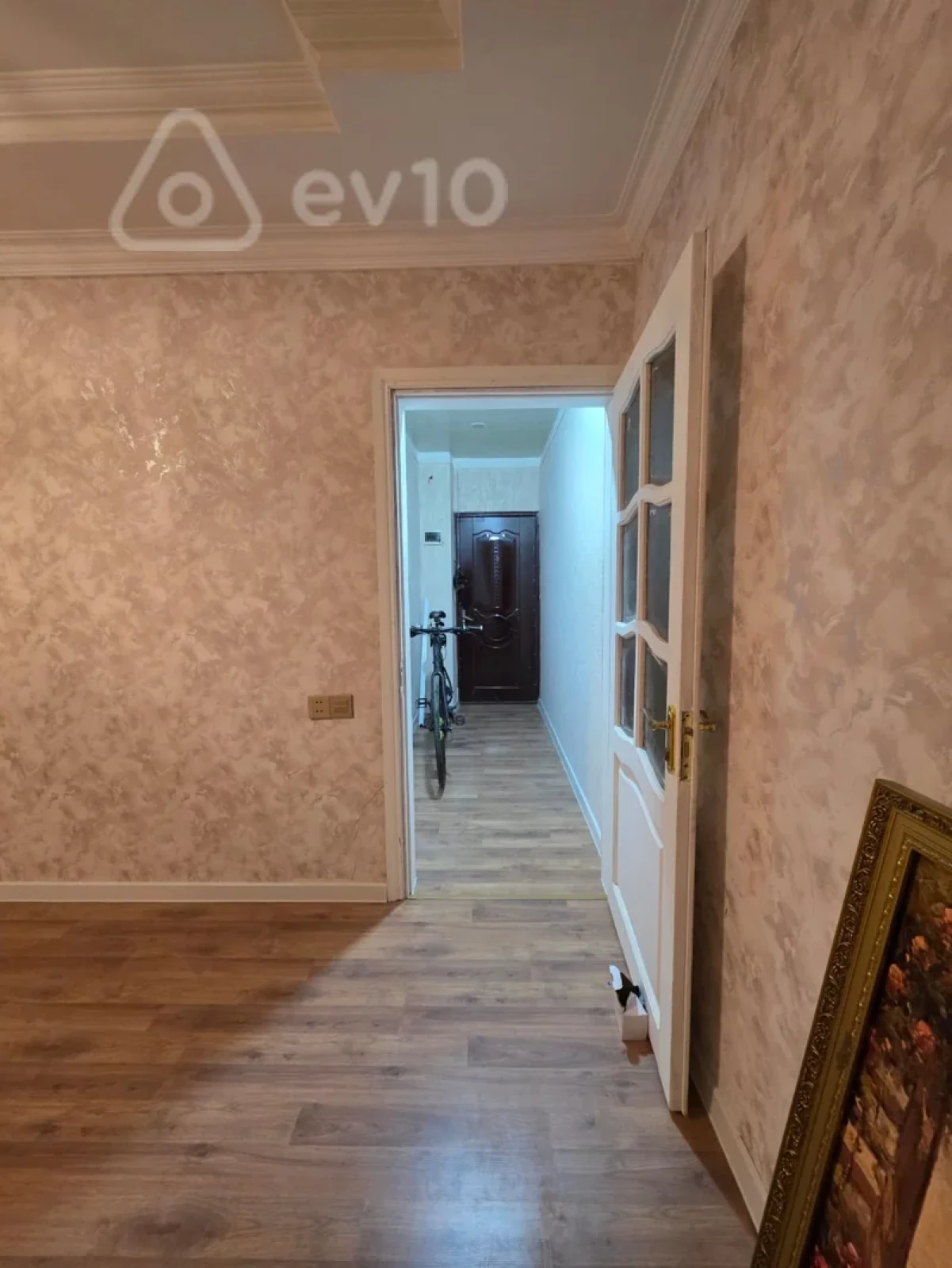 Kirayə verilir 2 otaqlı köhnə tikili 48 m²