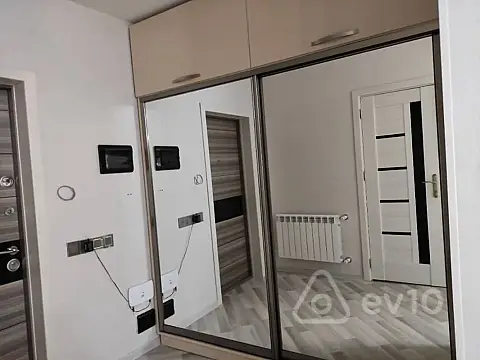 Kirayə verilir 2 otaqlı yeni tikili 71 m²
