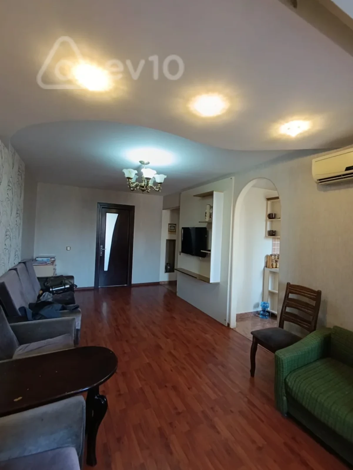 Kirayə verilir 3 otaqlı köhnə tikili 70 m²