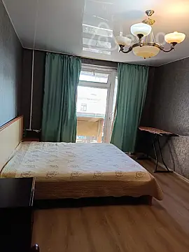 Kirayə verilir 3 otaqlı köhnə tikili 70 m²