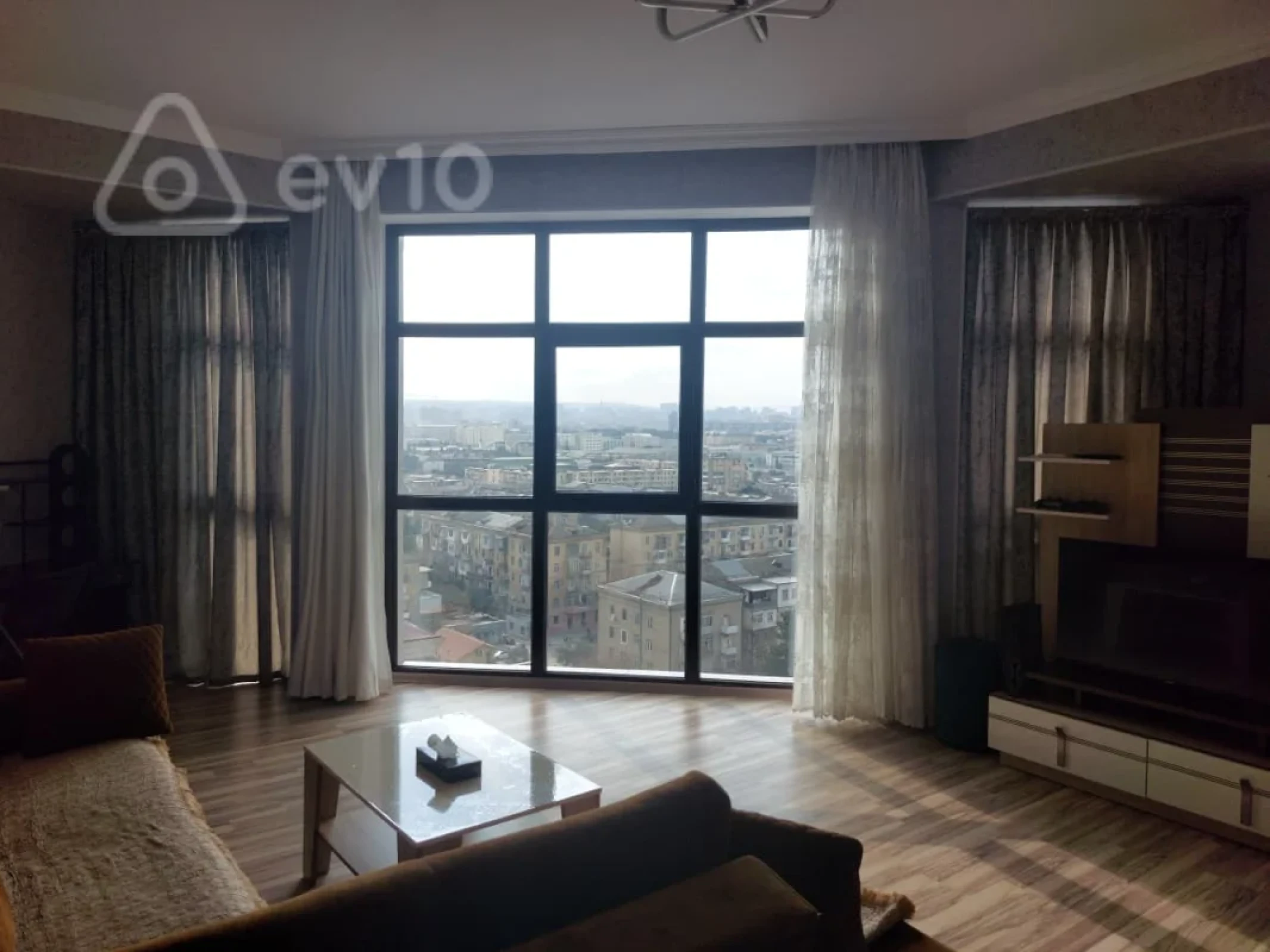 Kirayə verilir 2 otaqlı yeni tikili 86 m²