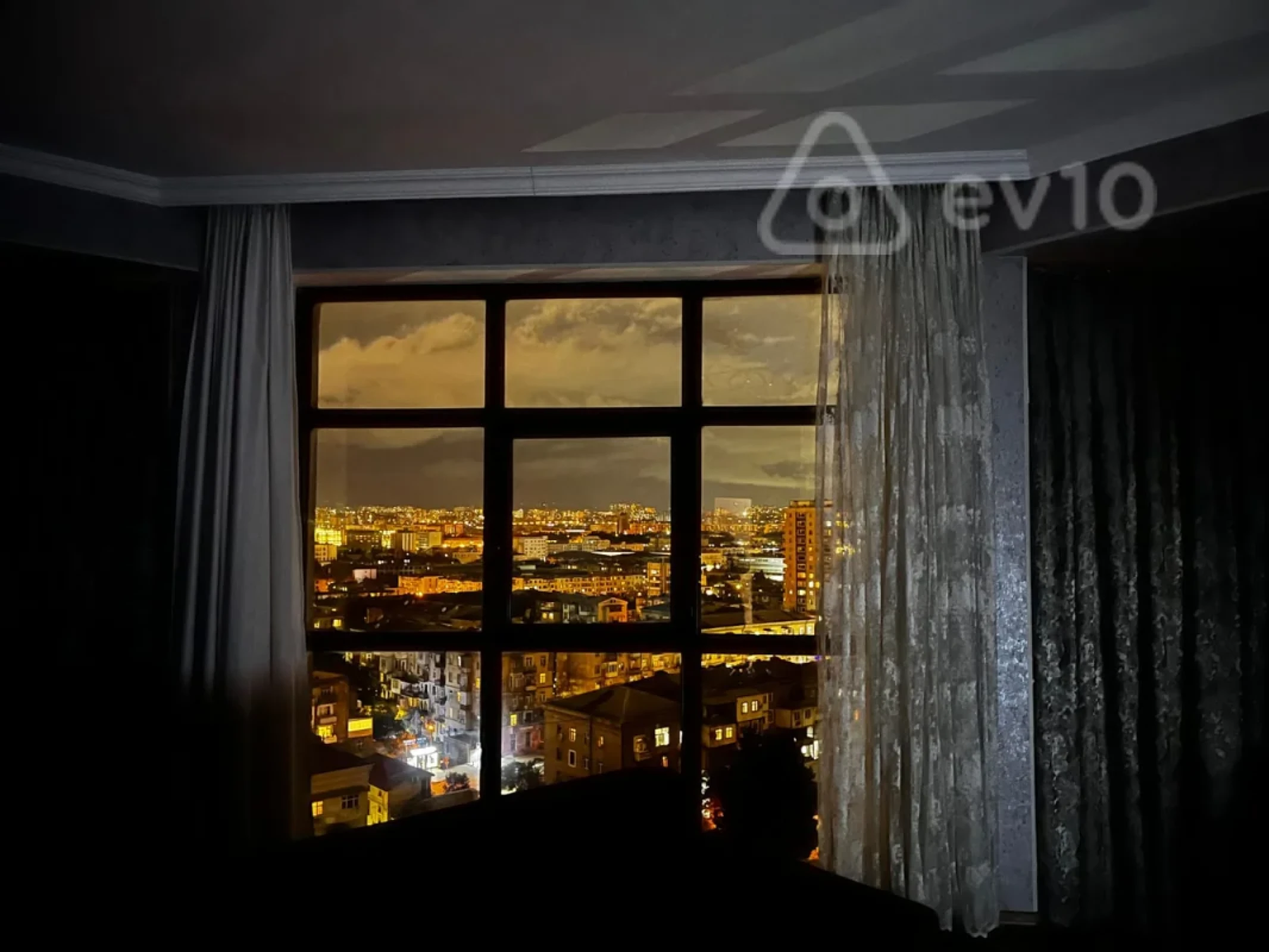 Kirayə verilir 2 otaqlı yeni tikili 86 m²