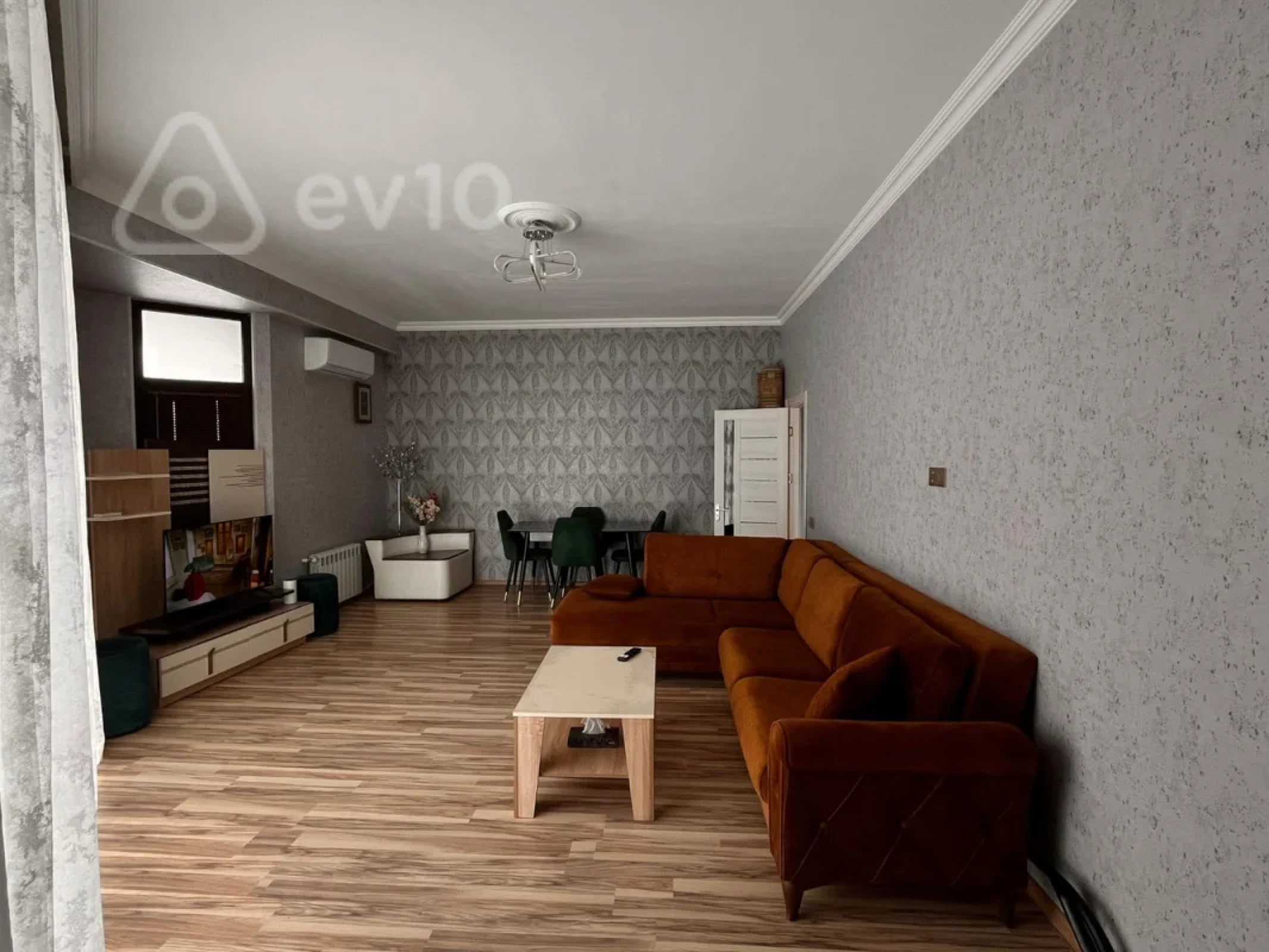 Kirayə verilir 2 otaqlı yeni tikili 86 m²