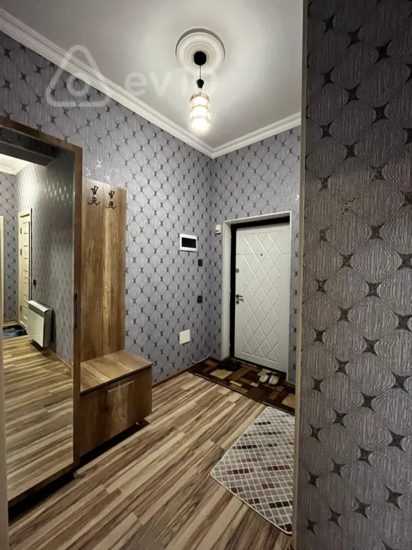 Kirayə verilir 2 otaqlı yeni tikili 86 m²