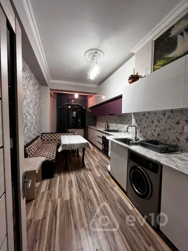 Kirayə verilir 2 otaqlı yeni tikili 86 m²