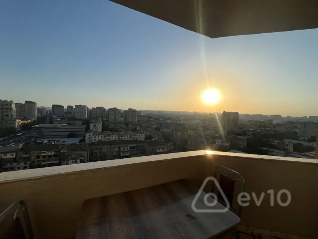 Kirayə verilir 2 otaqlı yeni tikili 86 m²