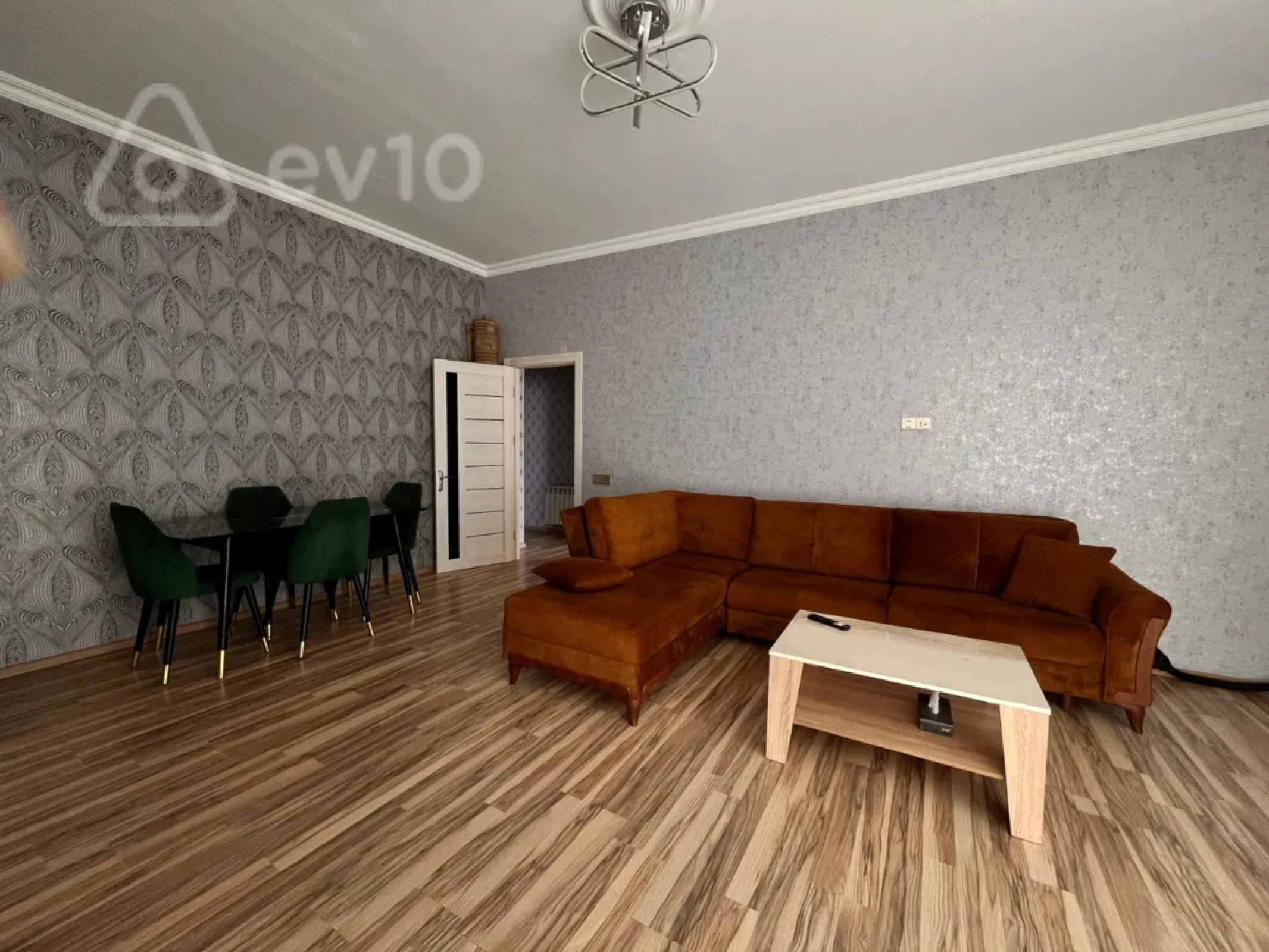 Kirayə verilir 2 otaqlı yeni tikili 86 m²