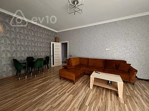 Kirayə verilir 2 otaqlı yeni tikili 86 m²