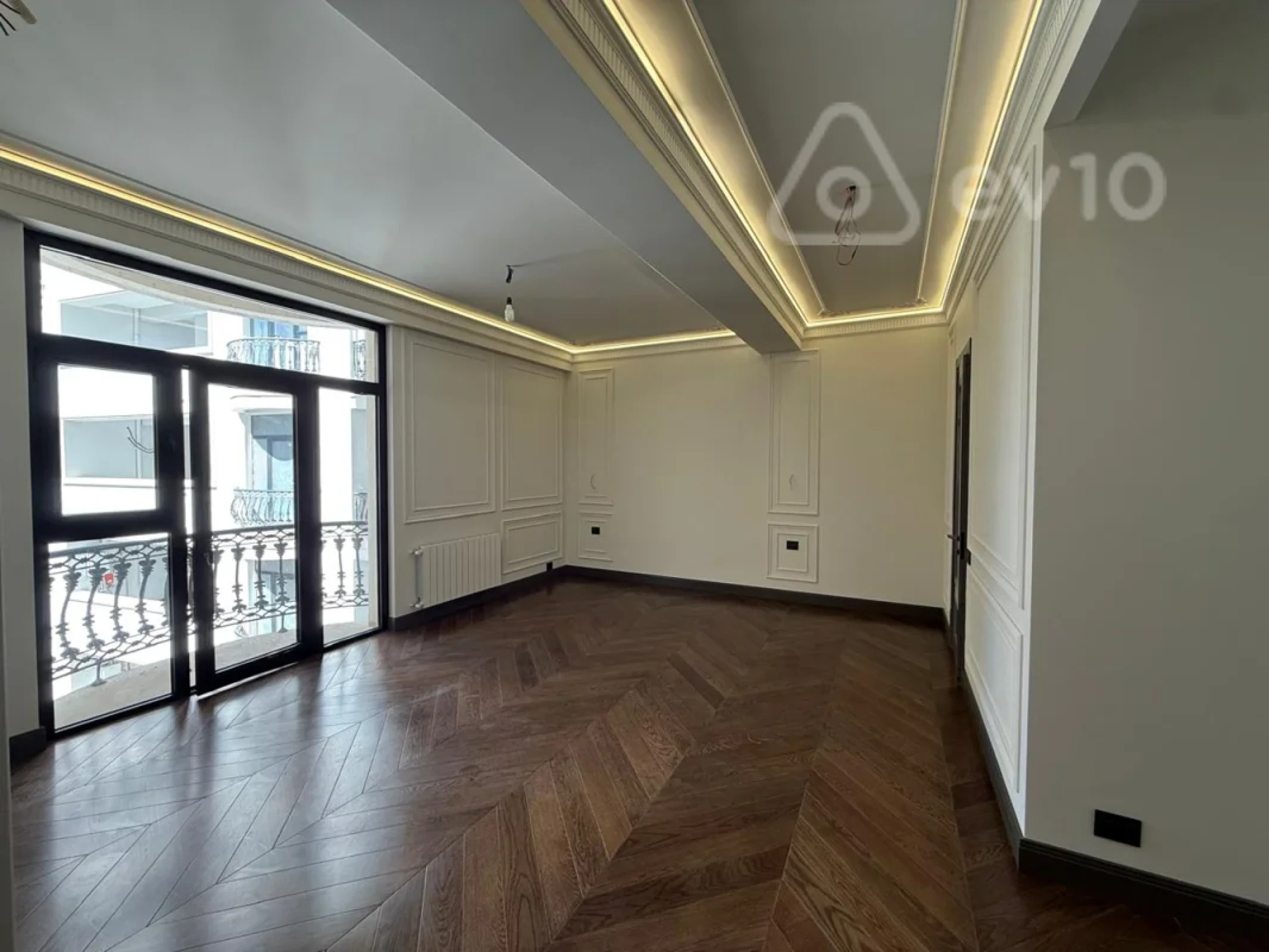 Satılır 4 otaqlı yeni tikili 220 m²