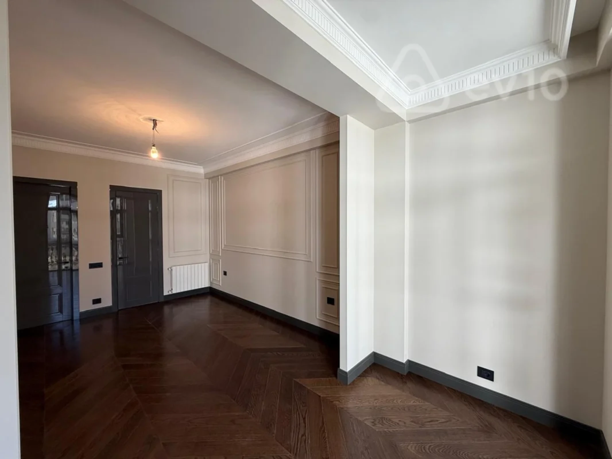 Satılır 4 otaqlı yeni tikili 220 m²