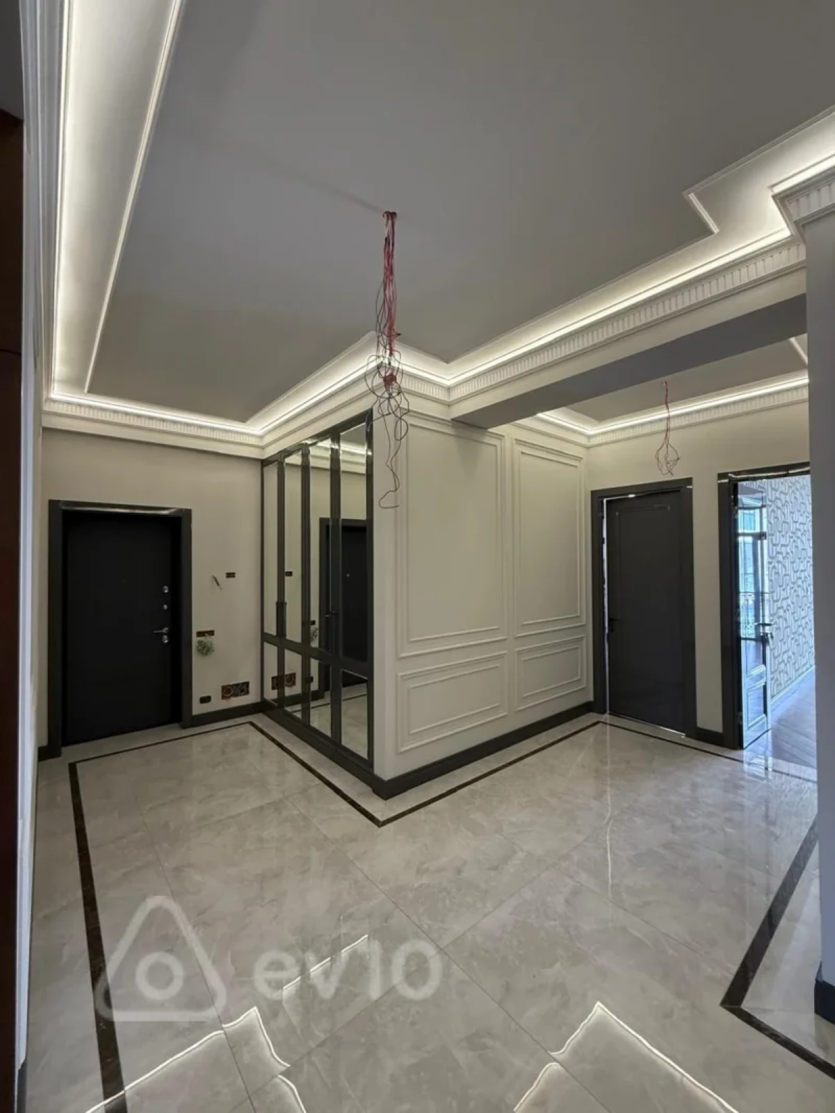 Satılır 4 otaqlı yeni tikili 220 m²