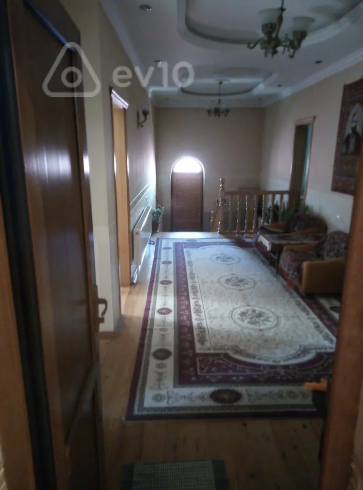 Satılır 5 otaqlı həyət evi 150 m²