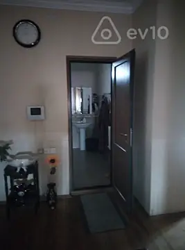 Satılır 5 otaqlı həyət evi 150 m²