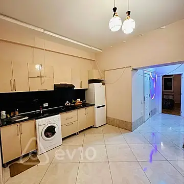 Kirayə verilir 2 otaqlı yeni tikili 63 m²