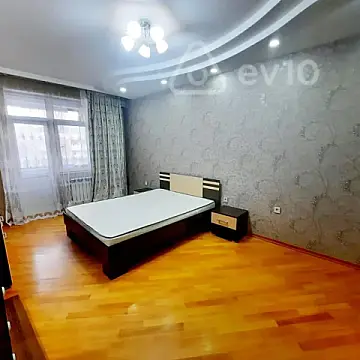 Kirayə verilir 2 otaqlı yeni tikili 75 m²