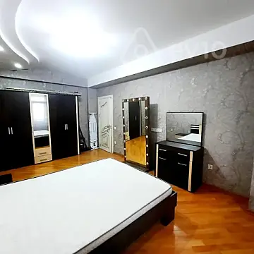 Kirayə verilir 2 otaqlı yeni tikili 75 m²
