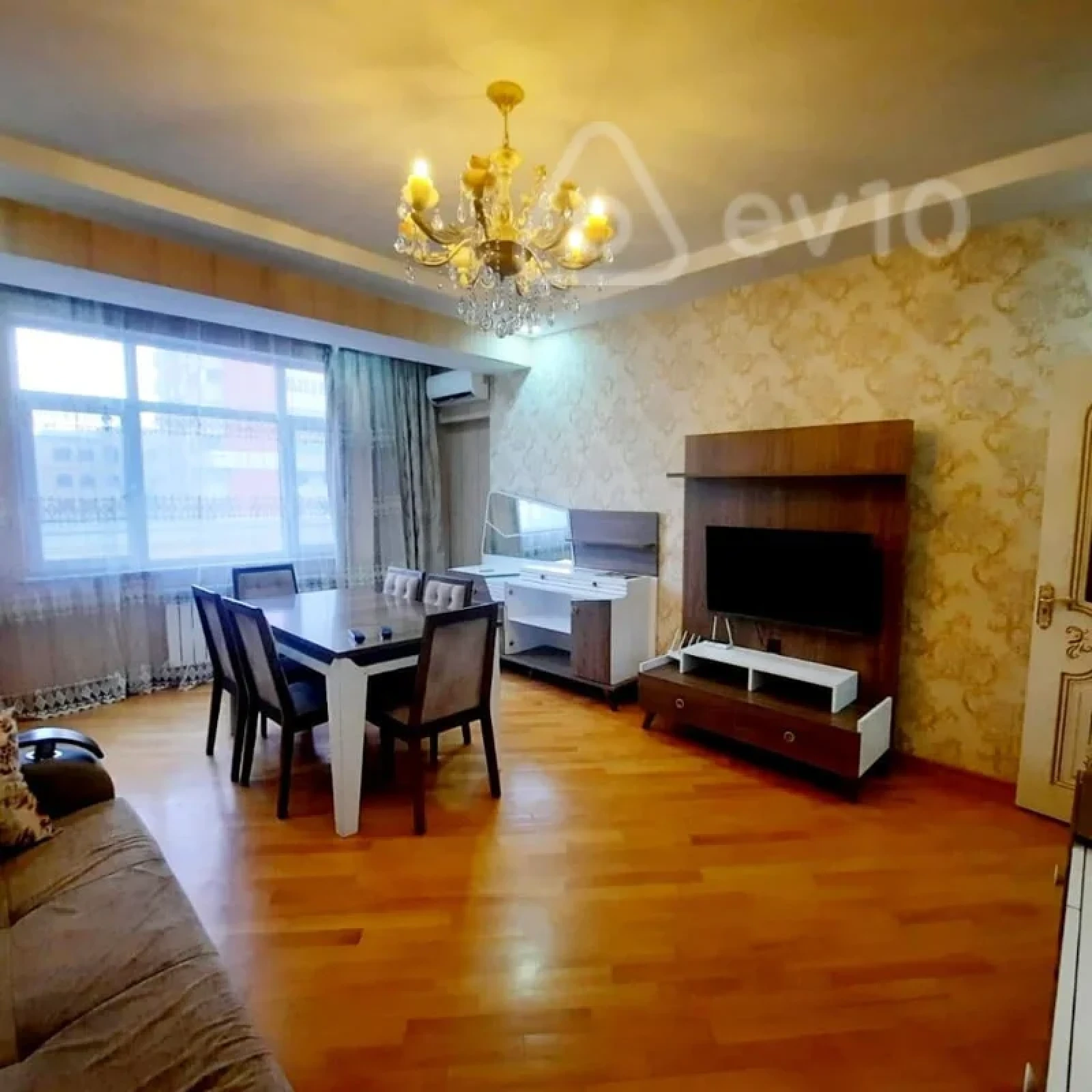Kirayə verilir 2 otaqlı yeni tikili 75 m²