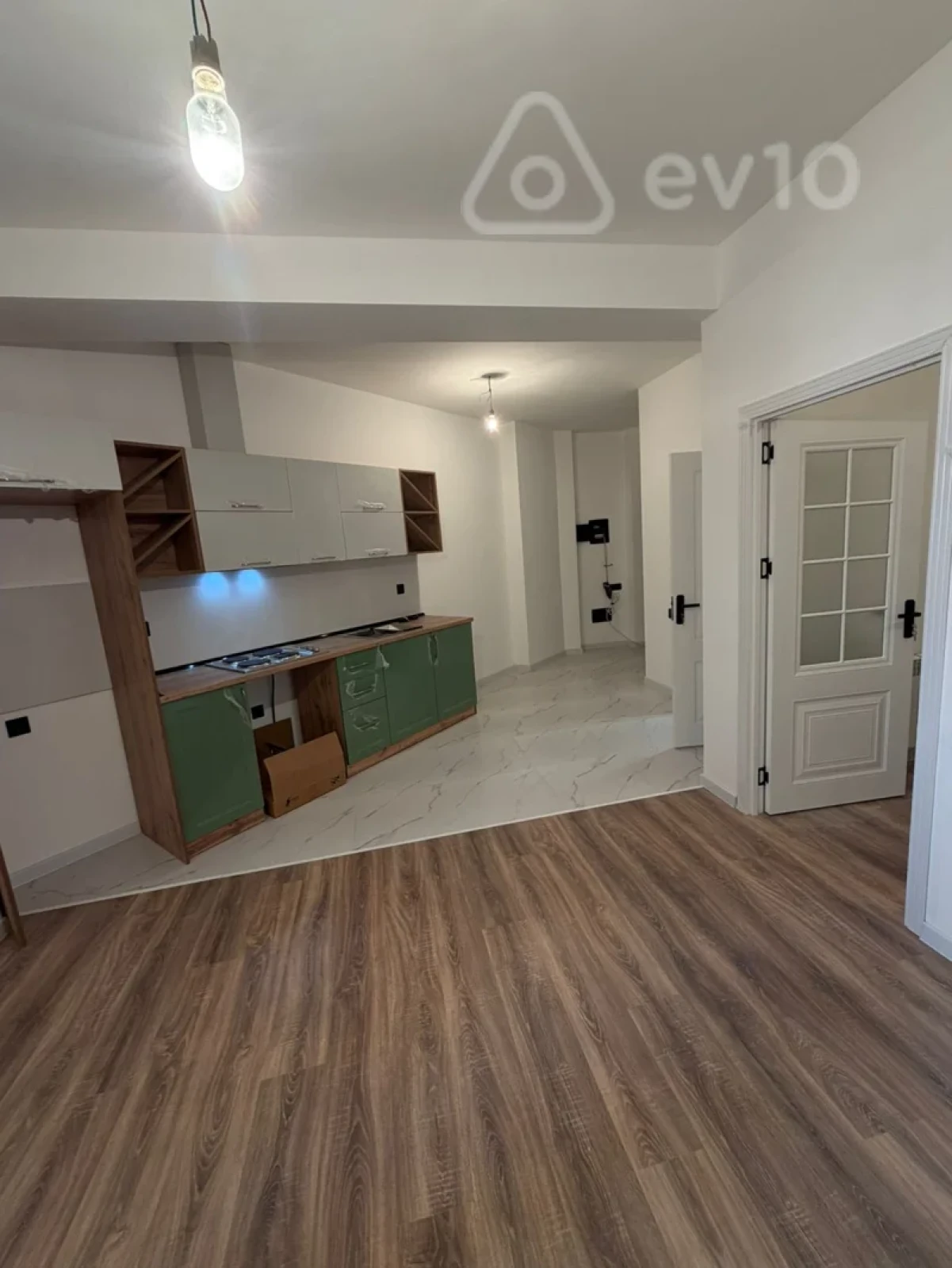 Satılır 2 otaqlı yeni tikili 45 m²
