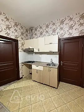 Kirayə verilir 2 otaqlı yeni tikili 40 m²
