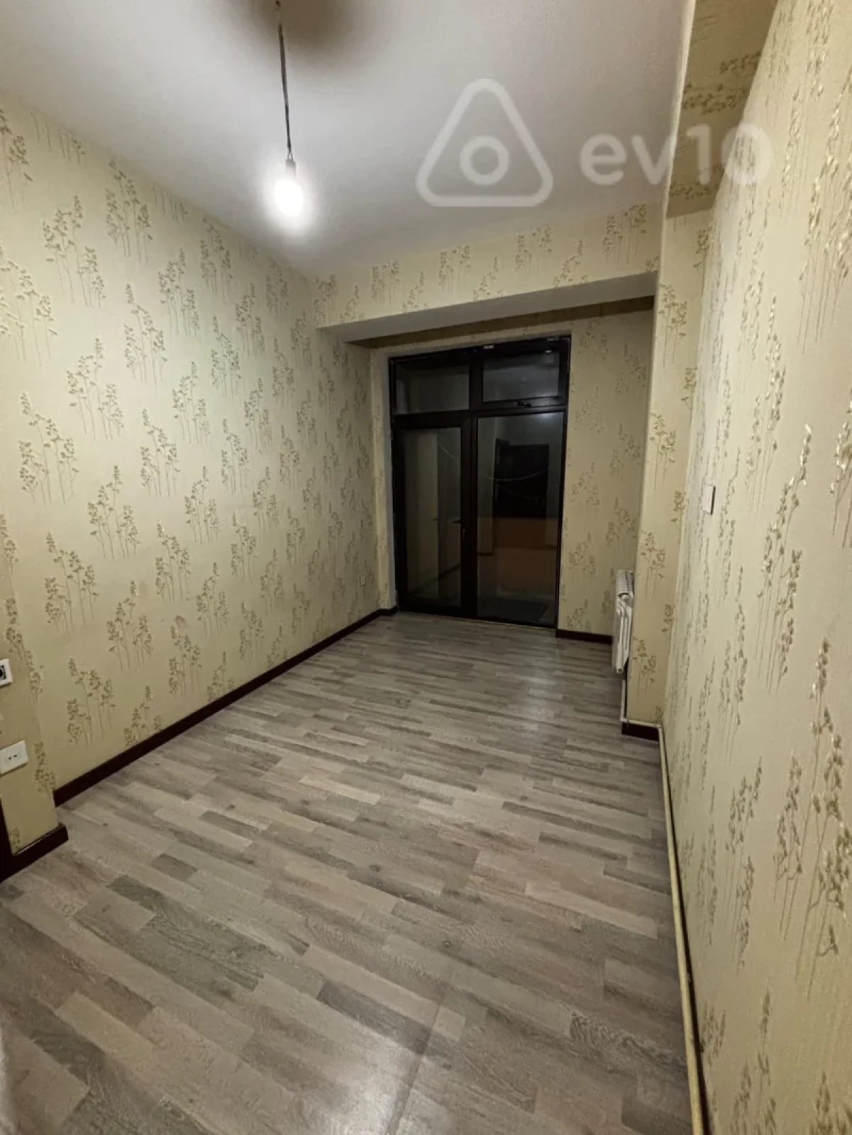 Kirayə verilir 2 otaqlı yeni tikili 40 m²