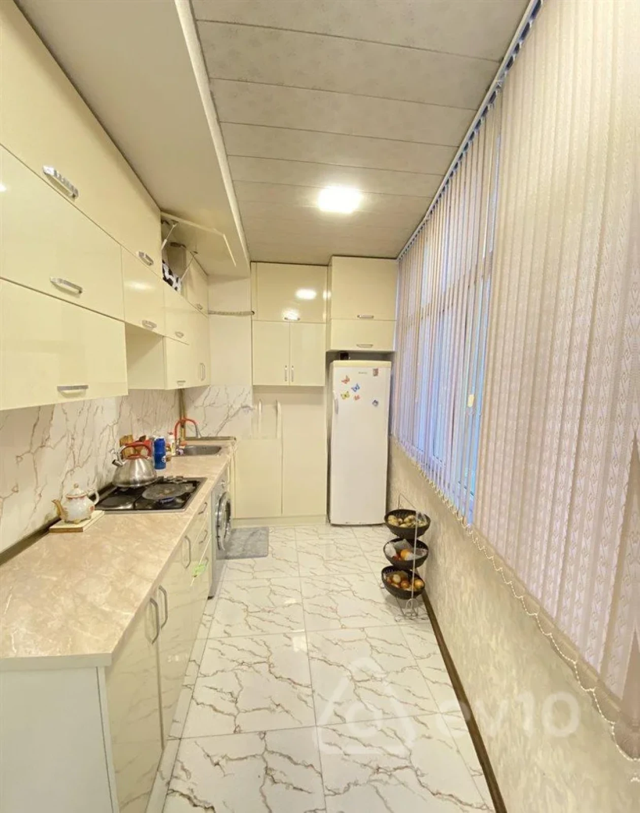 Satılır 3 otaqlı köhnə tikili 90 m²