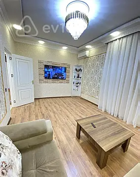 Satılır 3 otaqlı köhnə tikili 90 m² — Bakı, Suraxanı 3 otaq 90.00 m²