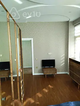 Kirayə verilir 3 otaqlı yeni tikili 121 m² — Bakı, Nərimanov 3 otaq 121.00 m²