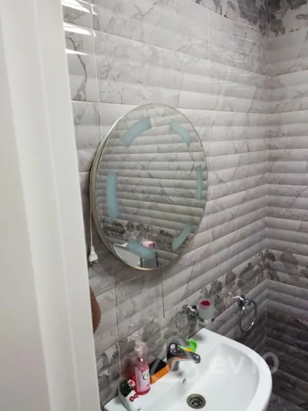 Kirayə verilir 3 otaqlı yeni tikili 121 m²