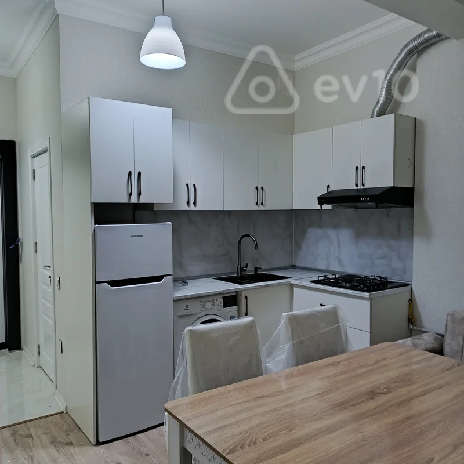 Kirayə verilir 1 otaqlı yeni tikili 44 m²