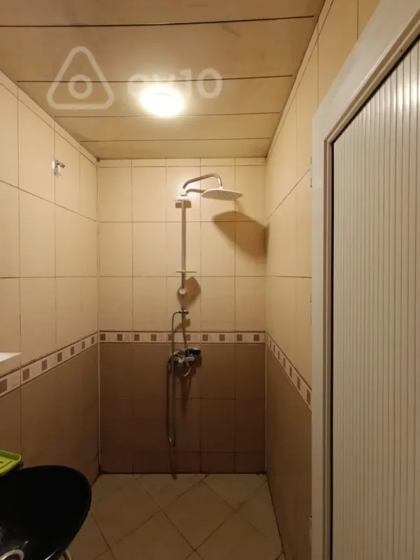 Kirayə verilir 3 otaqlı köhnə tikili 70 m²