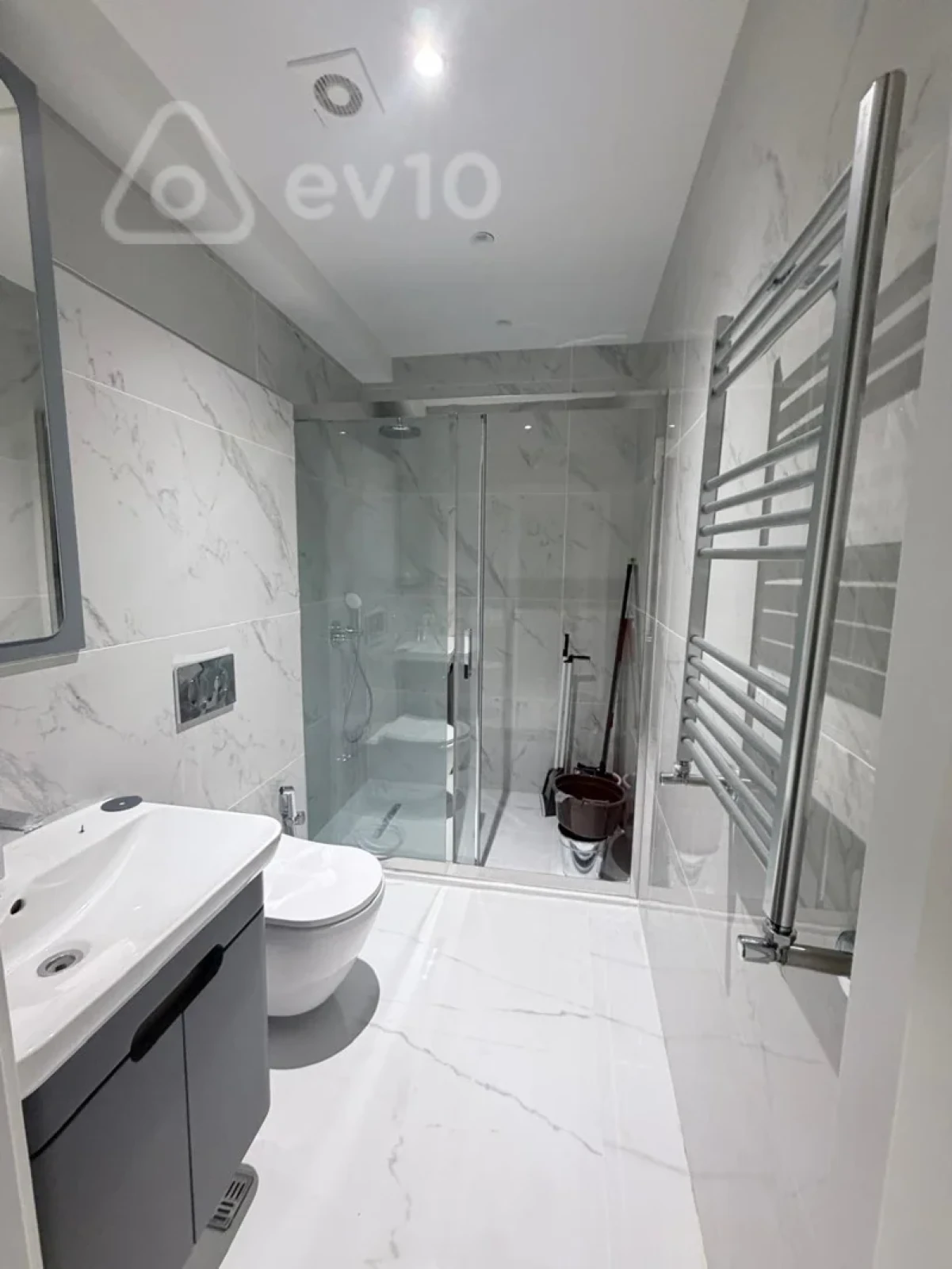 Kirayə verilir 3 otaqlı yeni tikili 90 m²