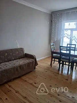 Kirayə verilir 2 otaqlı yeni tikili 70 m²