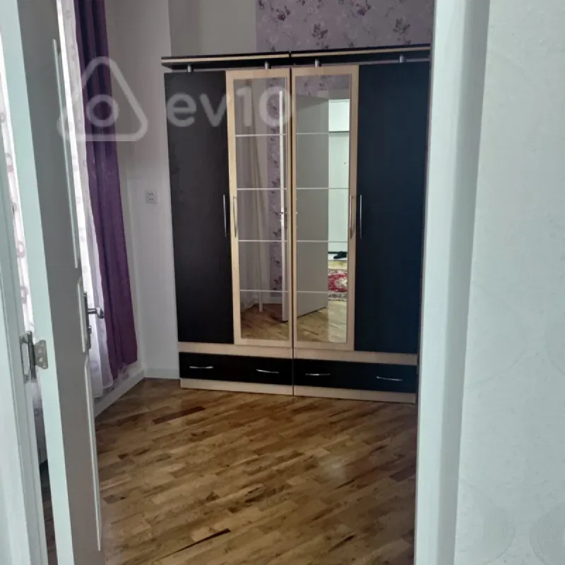 Kirayə verilir 2 otaqlı həyət evi 45 m²