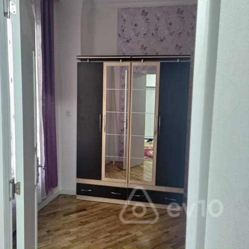 Kirayə verilir 2 otaqlı həyət evi 45 m²