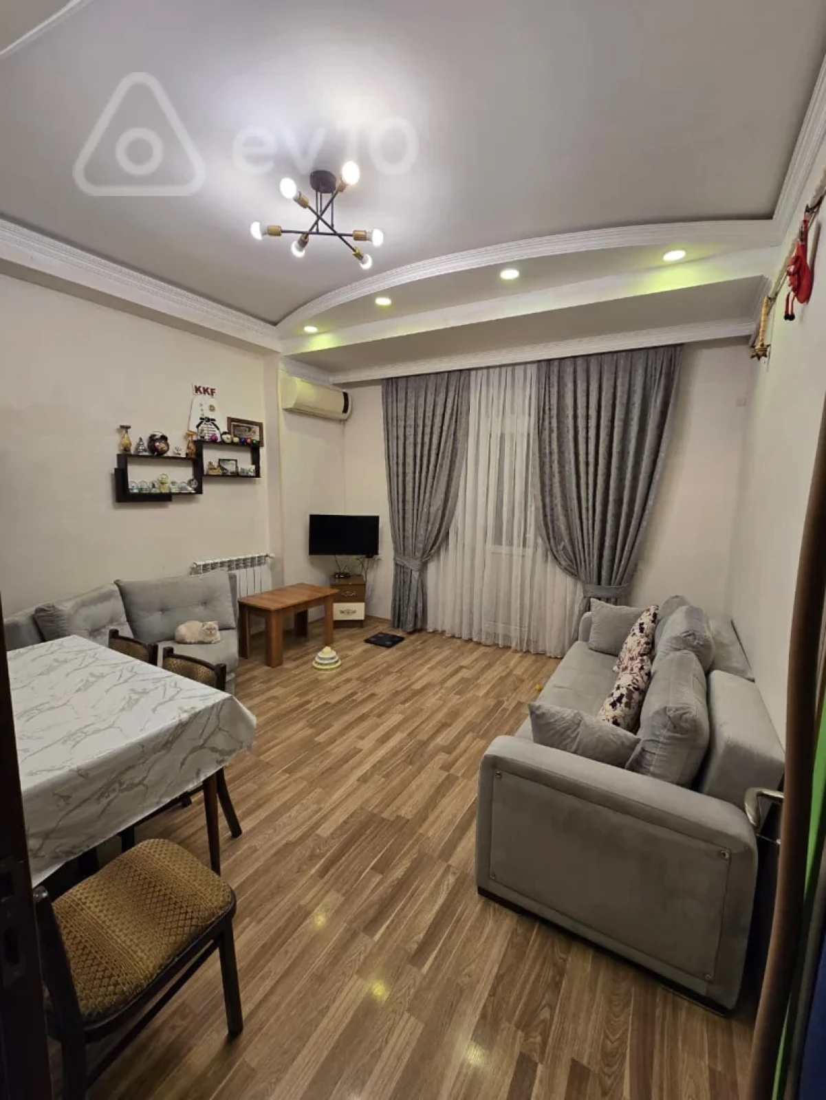 Satılır 2 otaqlı yeni tikili 50 m²