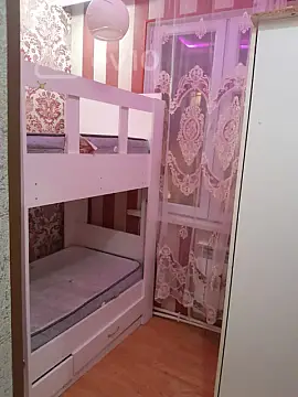 Kirayə verilir 3 otaqlı köhnə tikili 60 m²