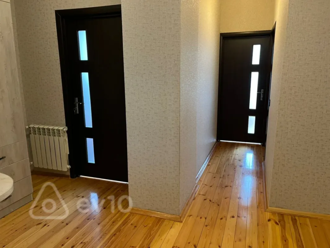 Kirayə verilir 2 otaqlı yeni tikili 65 m²