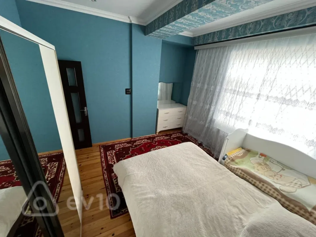 Kirayə verilir 2 otaqlı yeni tikili 65 m²