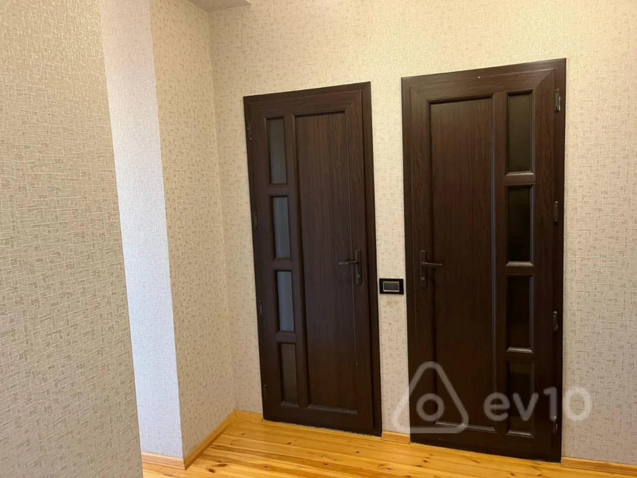 Kirayə verilir 2 otaqlı yeni tikili 65 m²