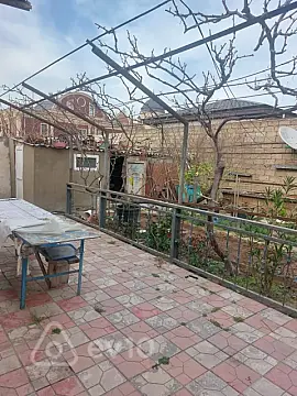 Satılır 5 otaqlı həyət evi 120 m²