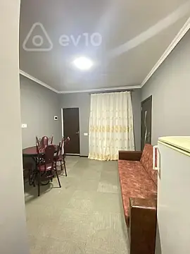 Kirayə verilir 2 otaqlı köhnə tikili 45 m² — Bakı, Yasamal 2 otaq 45.00 m²