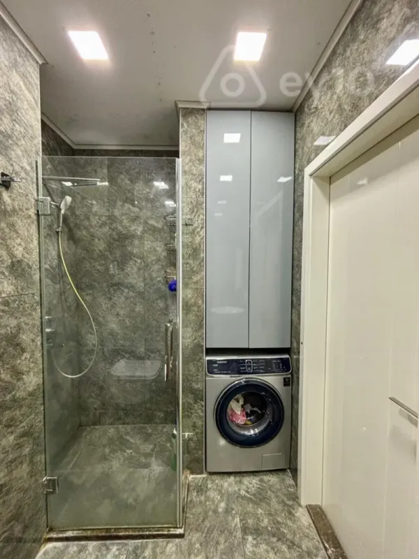 Kirayə verilir 2 otaqlı yeni tikili 60 m²