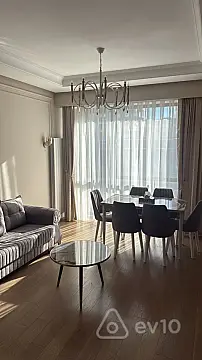 Kirayə verilir 3 otaqlı yeni tikili 90 m²